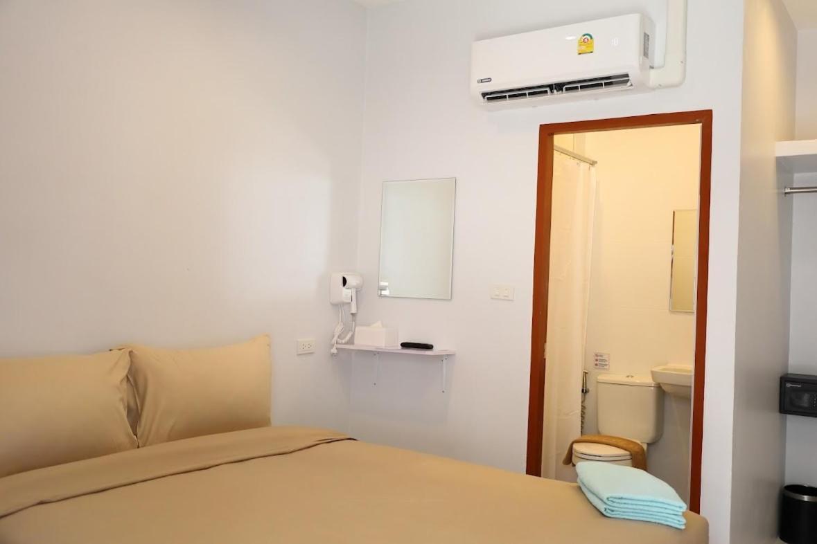 Hostel Y House Patong Exterior foto